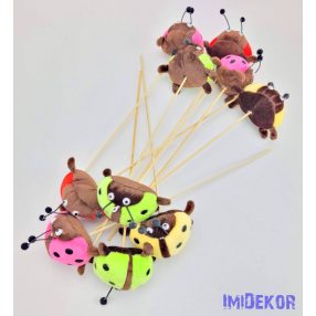 Katica plüss pálcás mix 10db/cs