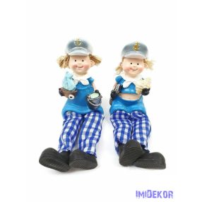 Matróz lógólábú  figura 