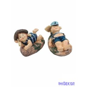 Nyári napozó figura