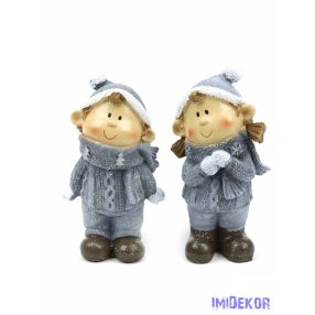 Kötött pulóveres téli gyermek figura