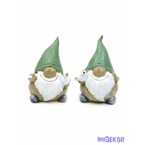 Zöld sapkás manó figura