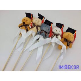 Masnis kalapos maci pálcás figura