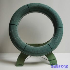   Oasis ECObase kitámasztós tűzőhab koszorú 72cm -Úrnatartóval