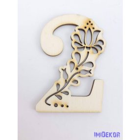 Díszes natúr lézervágott fa szám 6,5x5cm - 2