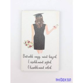 Ballagó lány idézettel