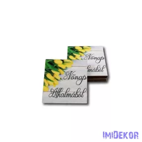   Négyzet alakú fa 5x5cm 5db/csomag - Nőnap alkalmából sárga tulipános