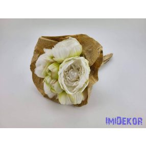   Peónia 7v kötegelt selyem csokor újságpapírban 30 cm - Zöldes Krém