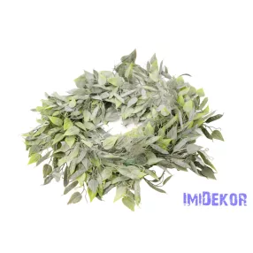 Hegyes levelű hamvas műzöld koszorú 55cm