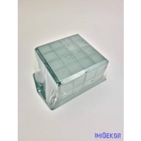 Kocka tűzőhabos csokortartó sima talppal 11x11cm