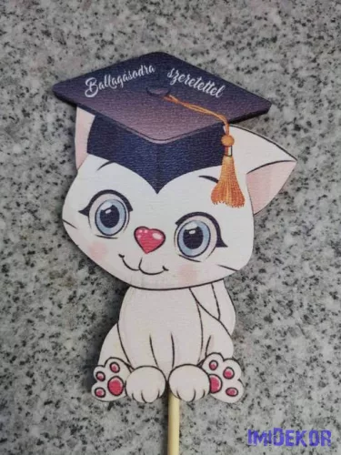 Cica Fehér Ballagási lézervágott nyomtatott fa figura ballagási betűző 10,5x7 cm