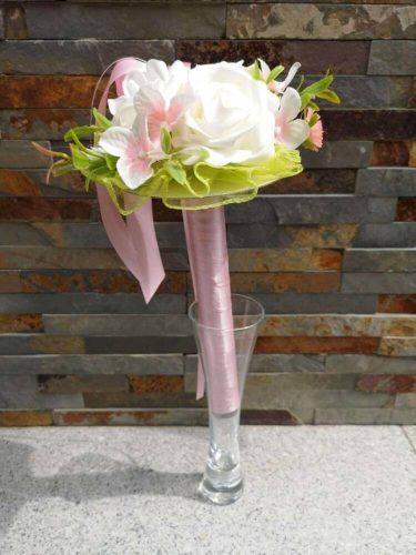 Ballagó csokor Rózsa-Hortenzia virággal szalaggal 25 cm - Fehér-Rózsaszín Mix