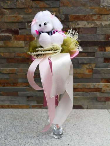Ballagó csokor sálas fehér Kutyus figurával szalaggal 40 cm - Rózsaszín