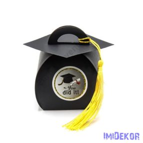 Kalap papírdoboz ballagásra 5,5x5,5x6 cm