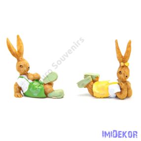 Nyuszi hasaló figura 5cm