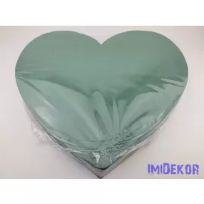 Tűzőhab szív forma fa alapon - Teli 47 cm