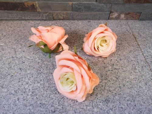 Rózsa minőségi selyemvirág fej nyílt rózsafej 7 cm sötét barack zöld középpel