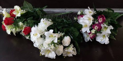 Rózsa + liliom 18 fejes selyemvirág vegyes csokor rezgővel kis virágos zölddel 58 cm