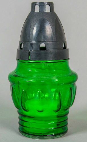 Kis buggyos zöld üvegmécses fekete műanyag fedeles mécses betéttel 15 cm