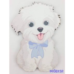 Lógónyelvű fehér kutyus tábla kék masnis