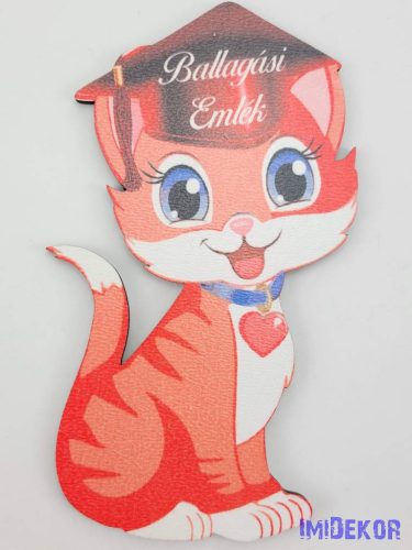Vörös nagy cica tábla ballagó kalapban - Feliratos